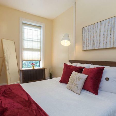 Lavish 3 Bedroom Apt In Williamsburg!! Нью-Йорк Экстерьер фото